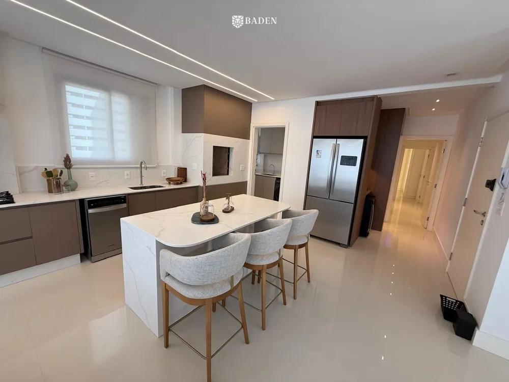 Apartamento, 3 quartos, 121 m² - Foto 1
