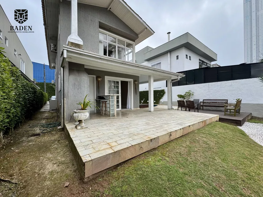 Casa, 3 quartos, 215 m² - Foto 3