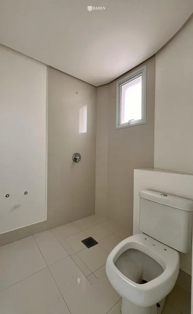 Apartamento, 4 quartos, 239 m² - Foto 1