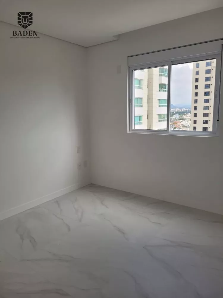 Apartamento, 3 quartos, 121 m² - Foto 4