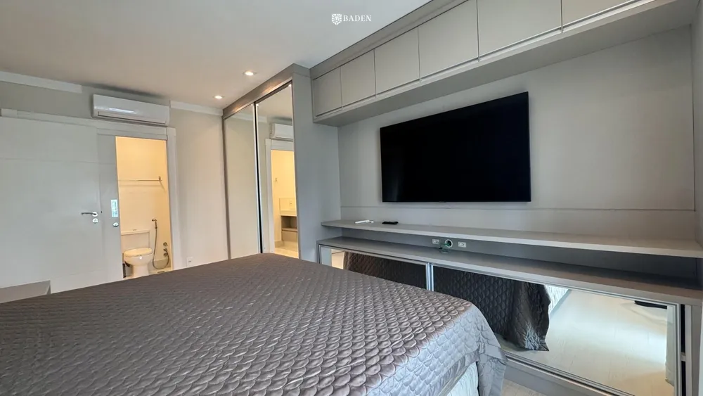 Apartamento, 3 quartos, 136 m² - Foto 1