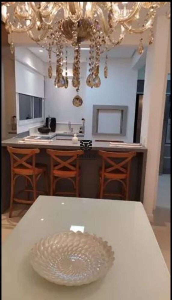 Apartamento à venda e aluguel com 3 quartos, 200m² - Foto 2