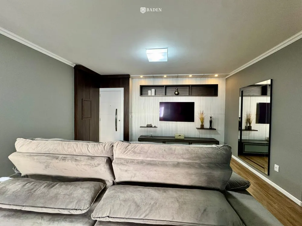 Apartamento, 3 quartos, 134 m² - Foto 2