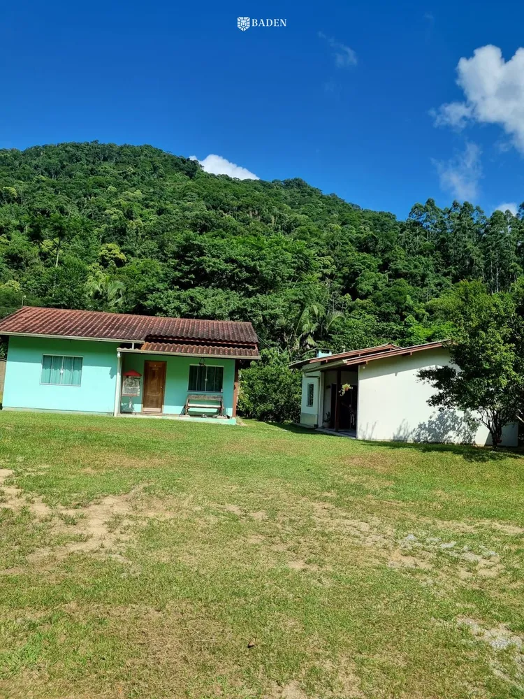 Chácara, 2 quartos, 2500 m² - Foto 1