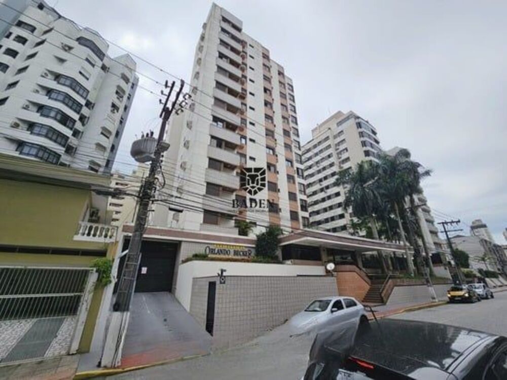 Apartamento à venda com 4 quartos, 325m² - Foto 1