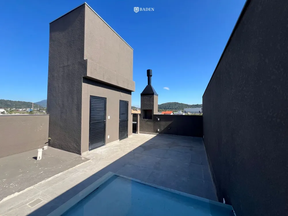 Apartamento, 3 quartos, 240 m² - Foto 1