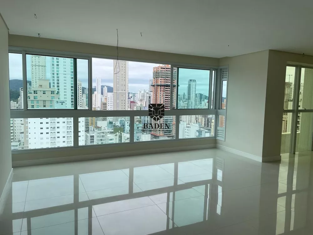 Apartamento à venda com 4 quartos, 148m² - Foto 5