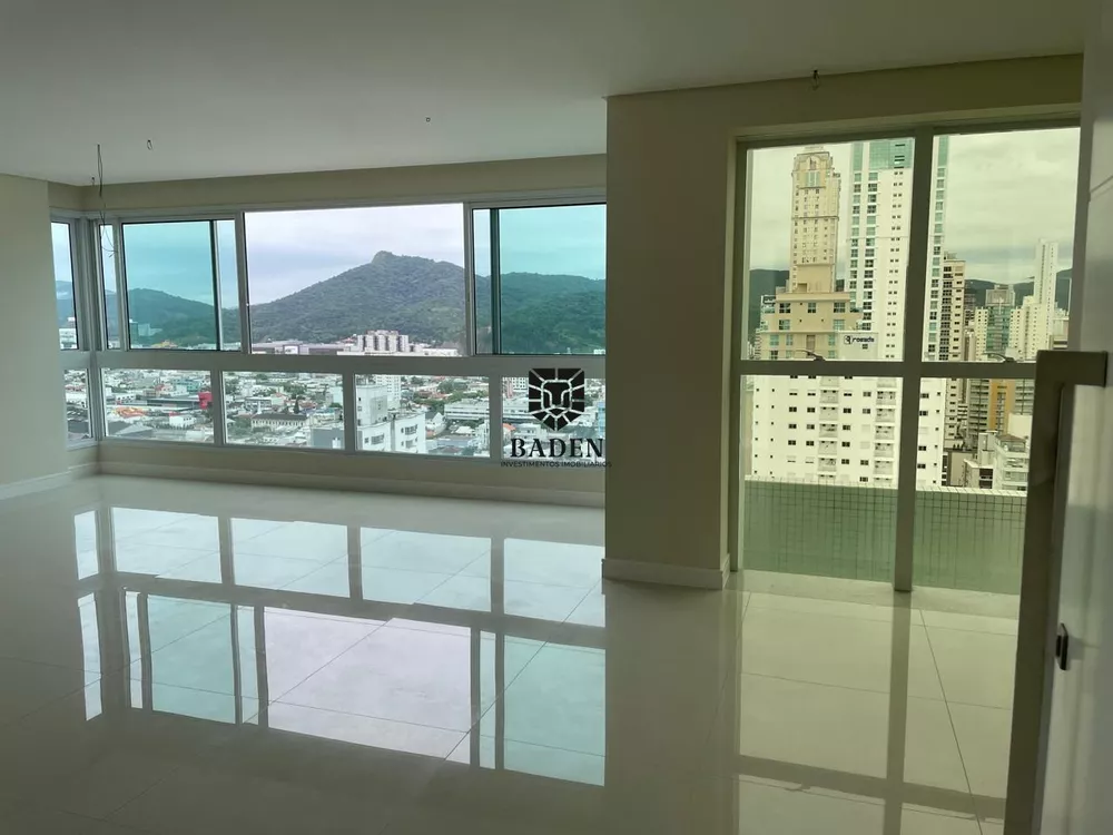 Apartamento à venda com 4 quartos, 148m² - Foto 7