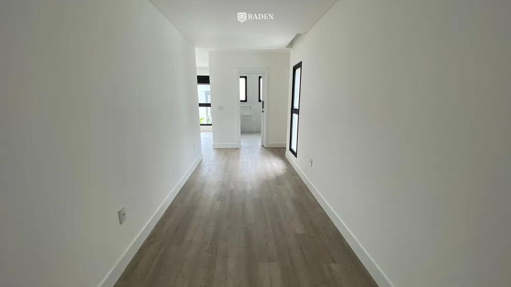 Casa, 3 quartos, 342 m² - Foto 9