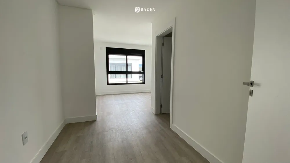 Casa, 3 quartos, 342 m² - Foto 2