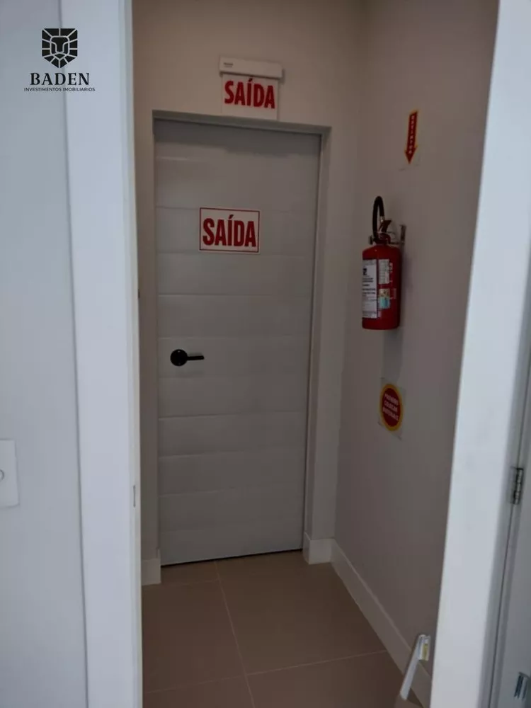 Apartamento, 3 quartos, 145 m² - Foto 4