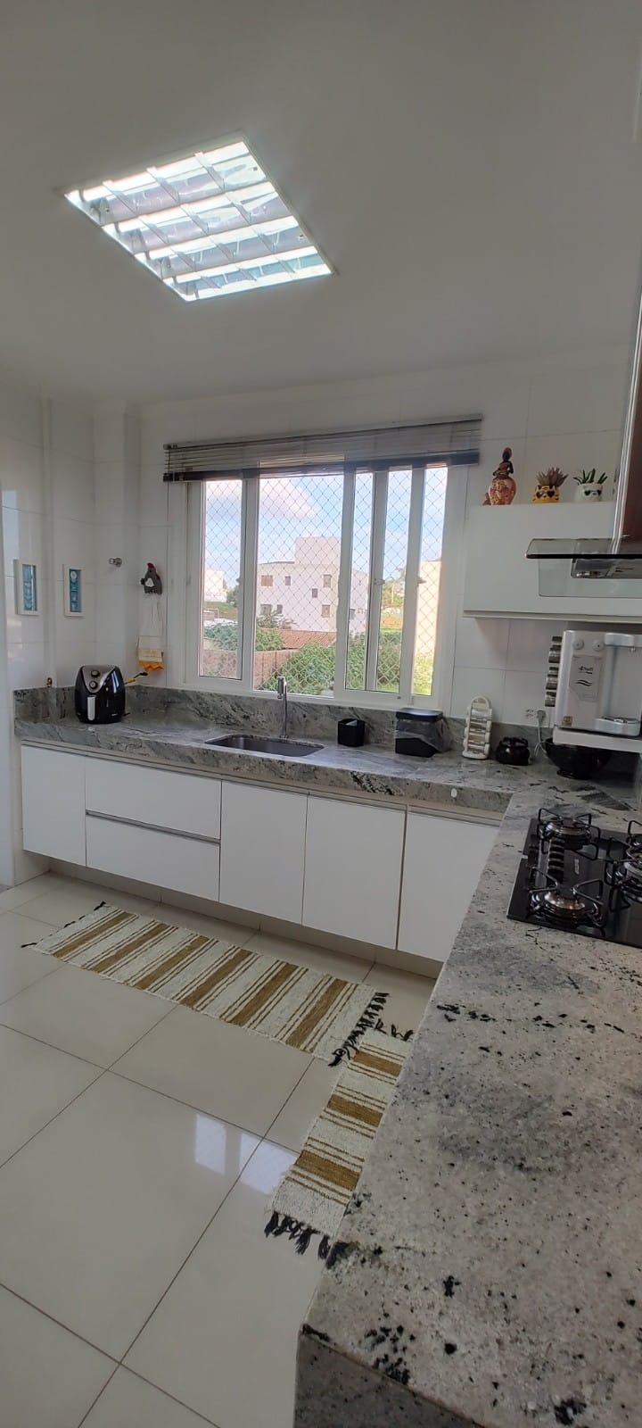 Apartamento à venda com 3 quartos, 130m² - Foto 19