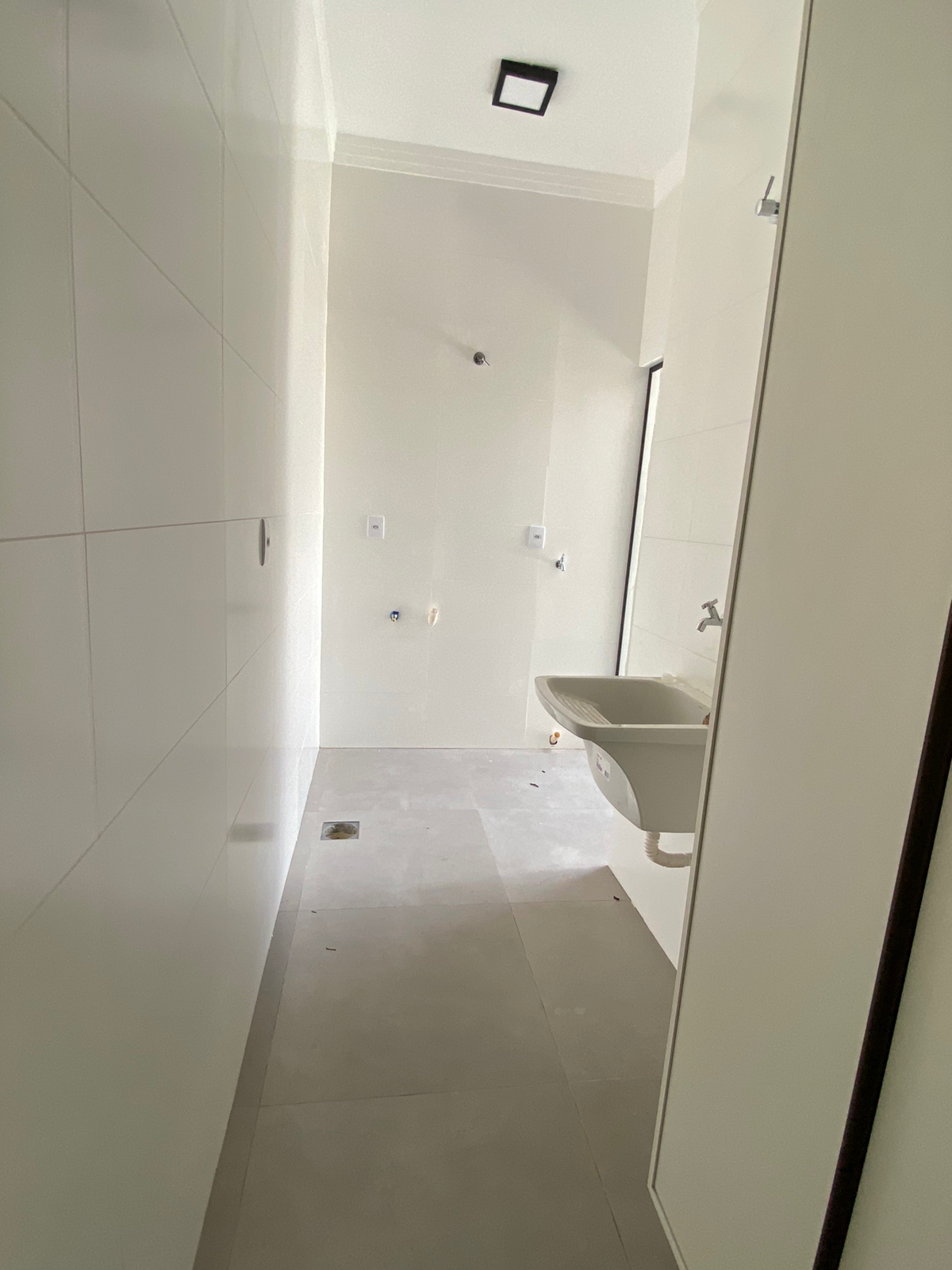 Casa à venda com 3 quartos, 174m² - Foto 2