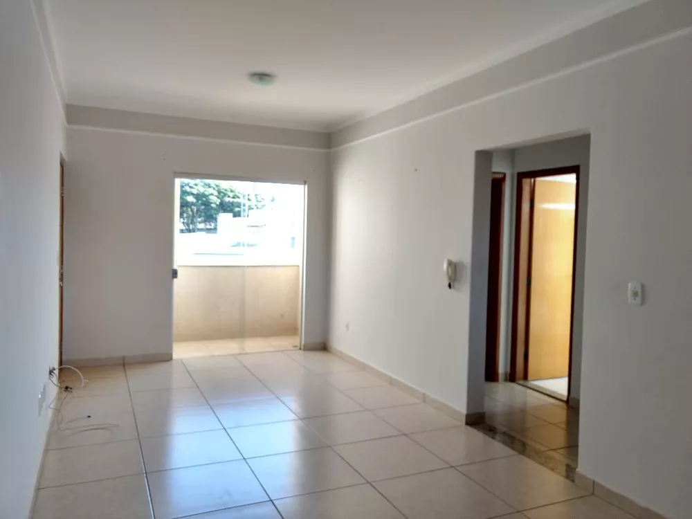 Apartamento à venda com 2 quartos - Foto 1