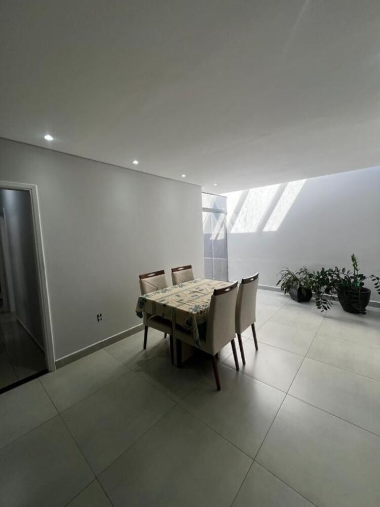 Casa, 3 quartos, 160 m² - Foto 1