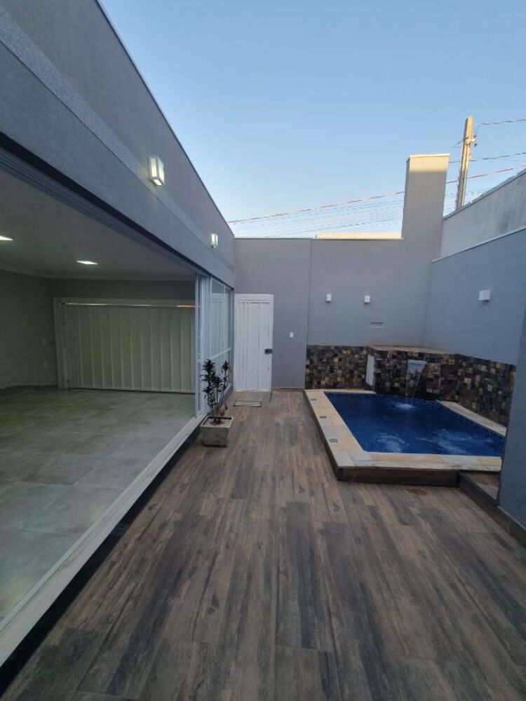 Casa, 3 quartos, 157 m² - Foto 2