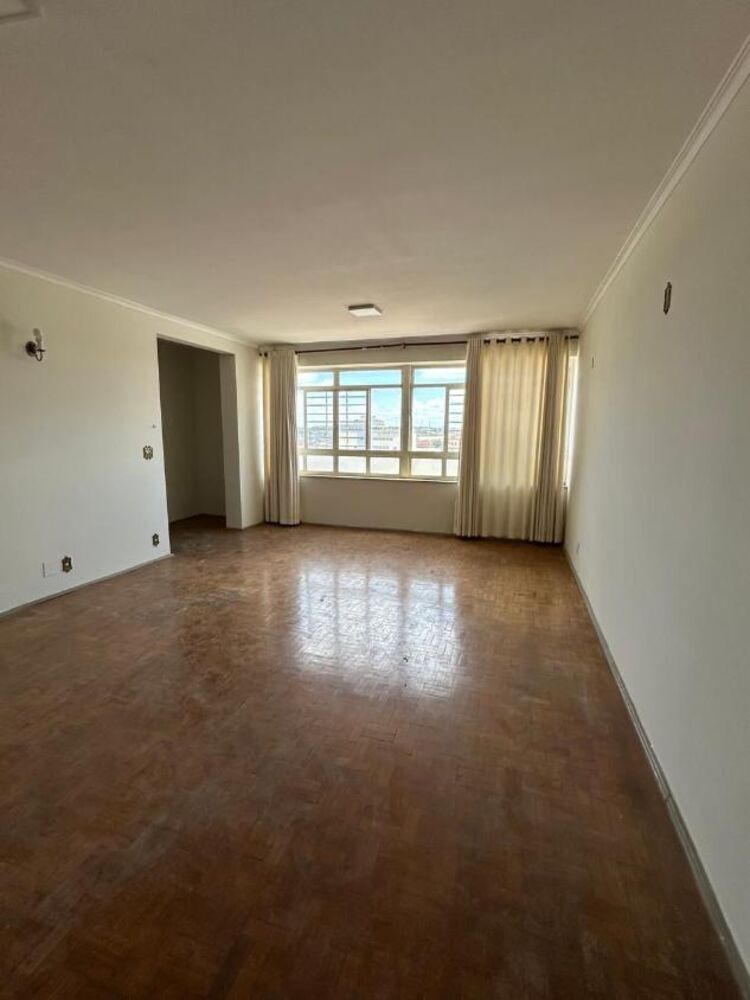 Apartamento, 3 quartos, 156 m² - Foto 1