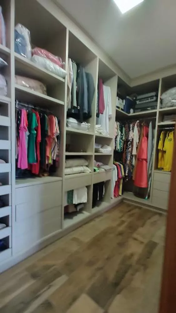 Casa, 3 quartos, 250 m² - Foto 1