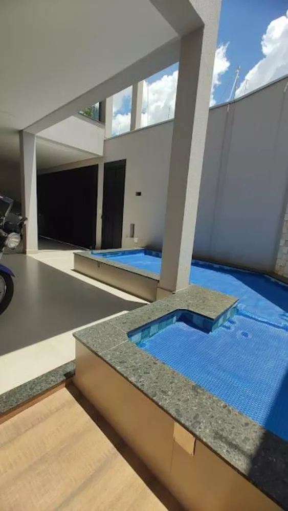 Casa, 3 quartos, 250 m² - Foto 12