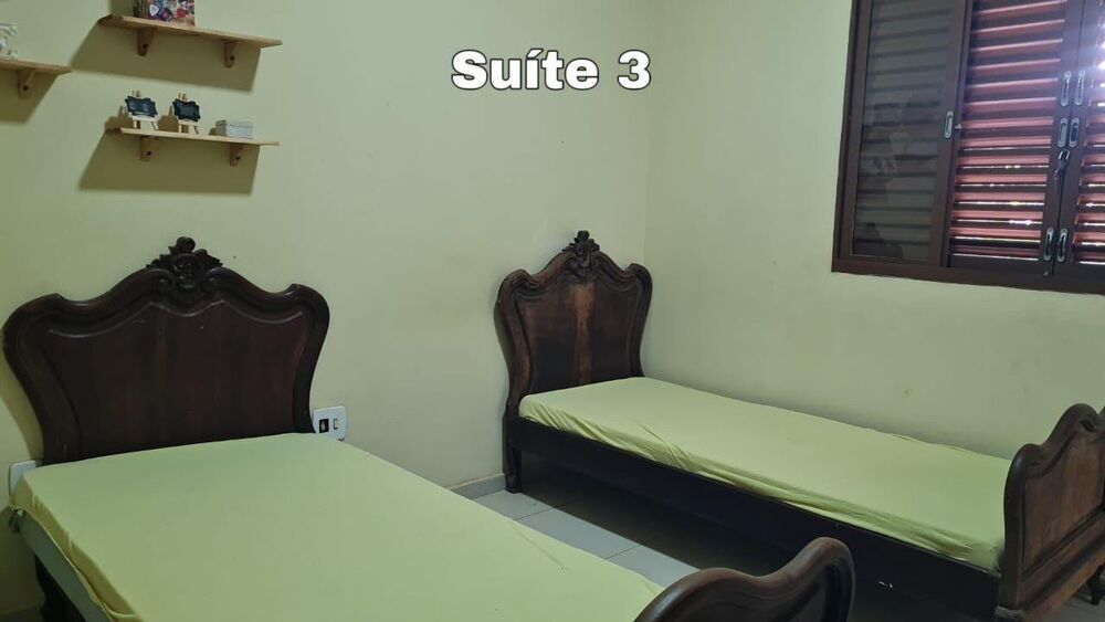 Chácara, 4 quartos, 5000 m² - Foto 1