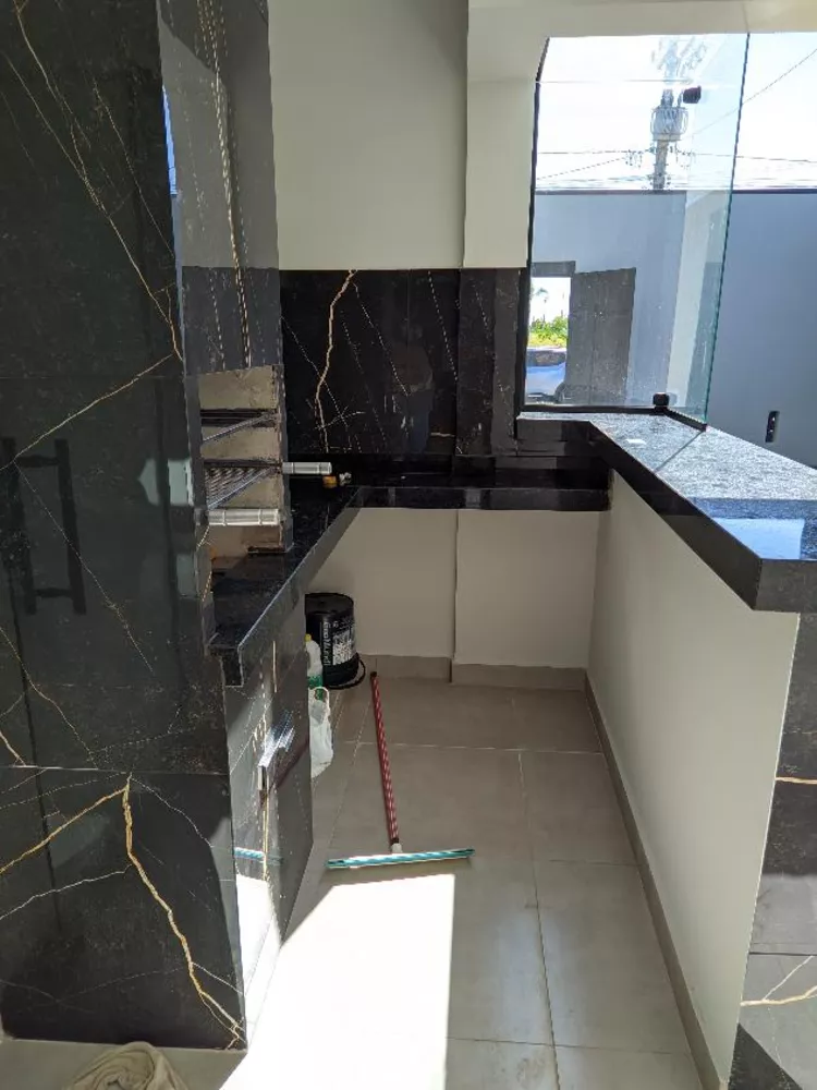 Casa à venda com 3 quartos, 167m² - Foto 3