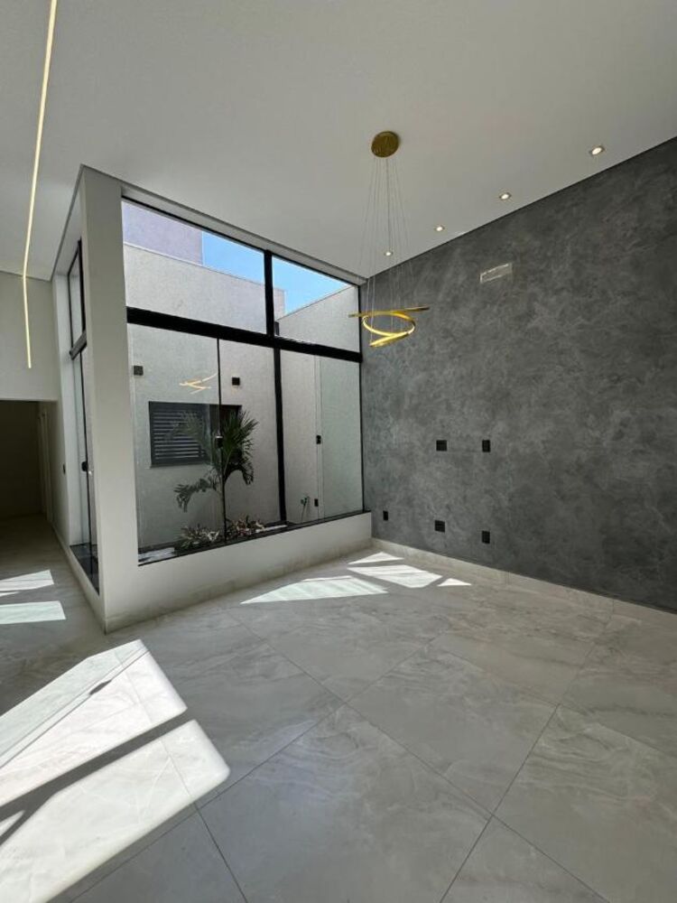 Casa à venda com 3 quartos, 155m² - Foto 2