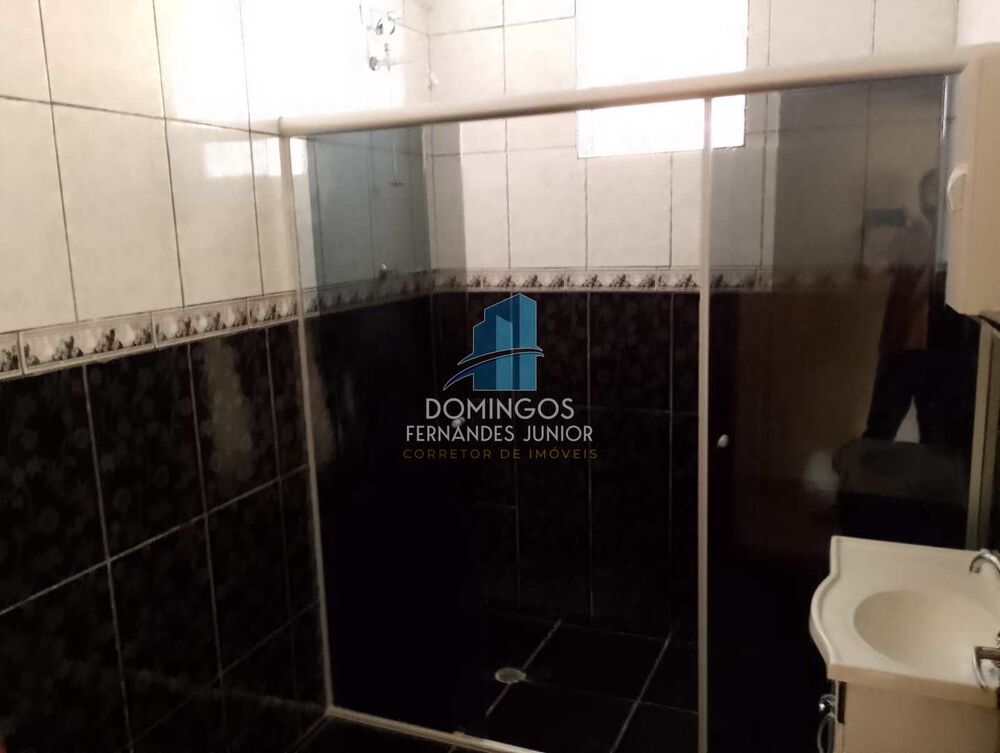 Casa, 4 quartos, 220 m² - Foto 1