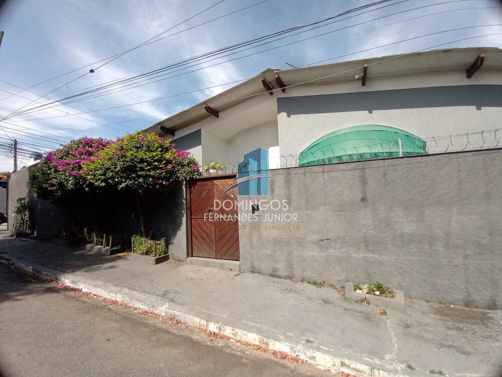 Casa, 3 quartos, 180 m² - Foto 2