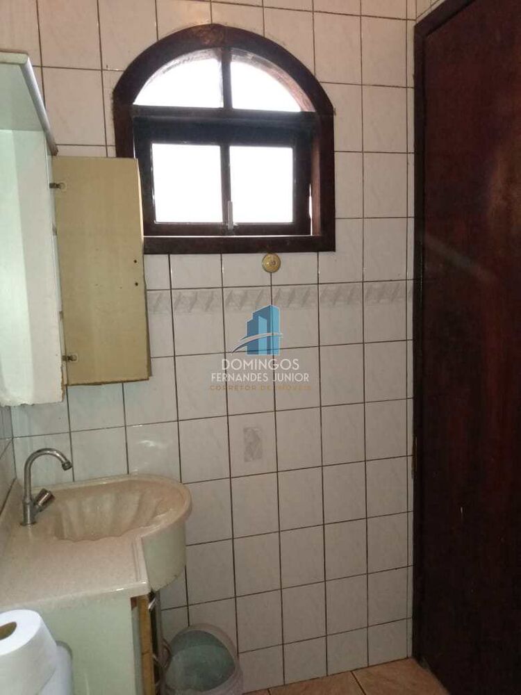 Sobrado, 3 quartos, 180 m² - Foto 1