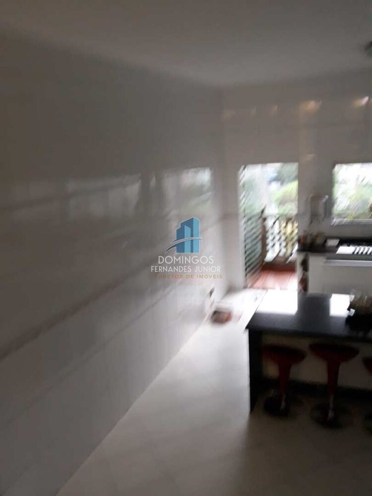 Sobrado, 3 quartos, 350 m² - Foto 1