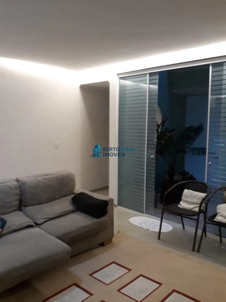 Sobrado, 3 quartos, 350 m² - Foto 1