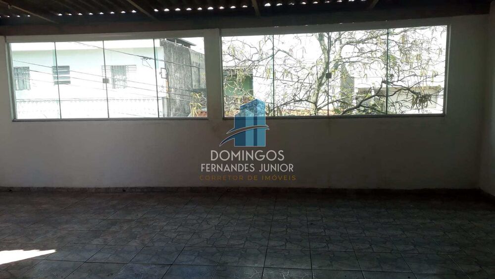 Sobrado à venda com 3 quartos, 200m² - Foto 4