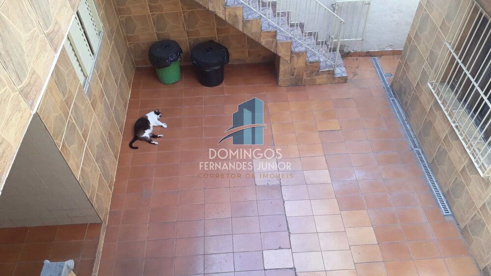 Sobrado à venda com 3 quartos, 200m² - Foto 7