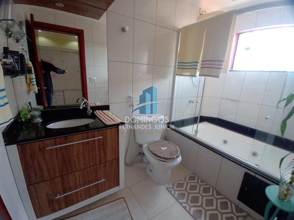 Sobrado, 3 quartos, 160 m² - Foto 1