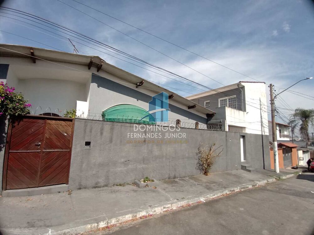 Casa, 3 quartos, 180 m² - Foto 1