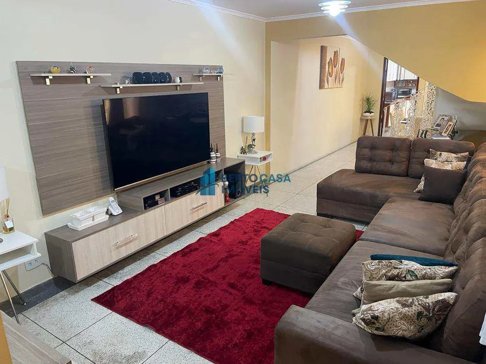 Sobrado, 4 quartos, 192 m² - Foto 1