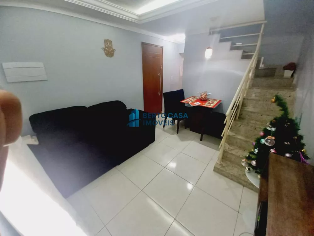 Sobrado, 2 quartos, 65 m² - Foto 1