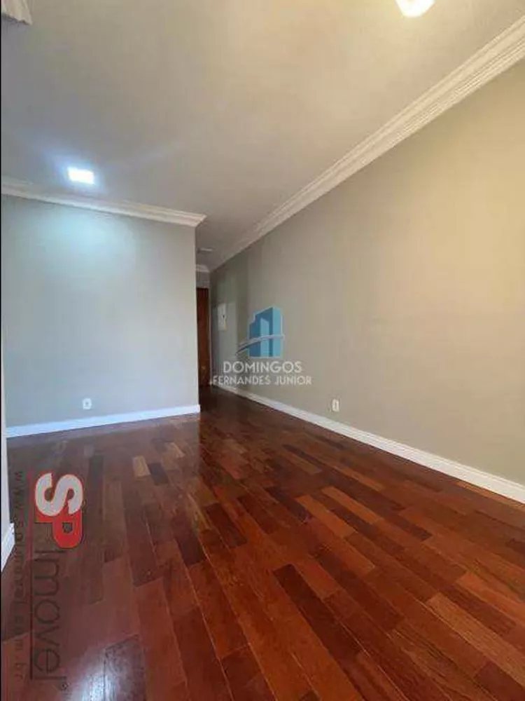 Apartamento à venda com 2 quartos, 58m² - Foto 4