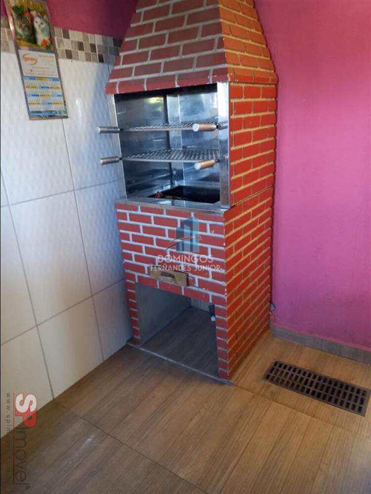 Casa à venda com 3 quartos, 180m² - Foto 4