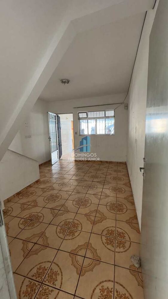 Casa à venda com 1 quarto, 105m² - Foto 4