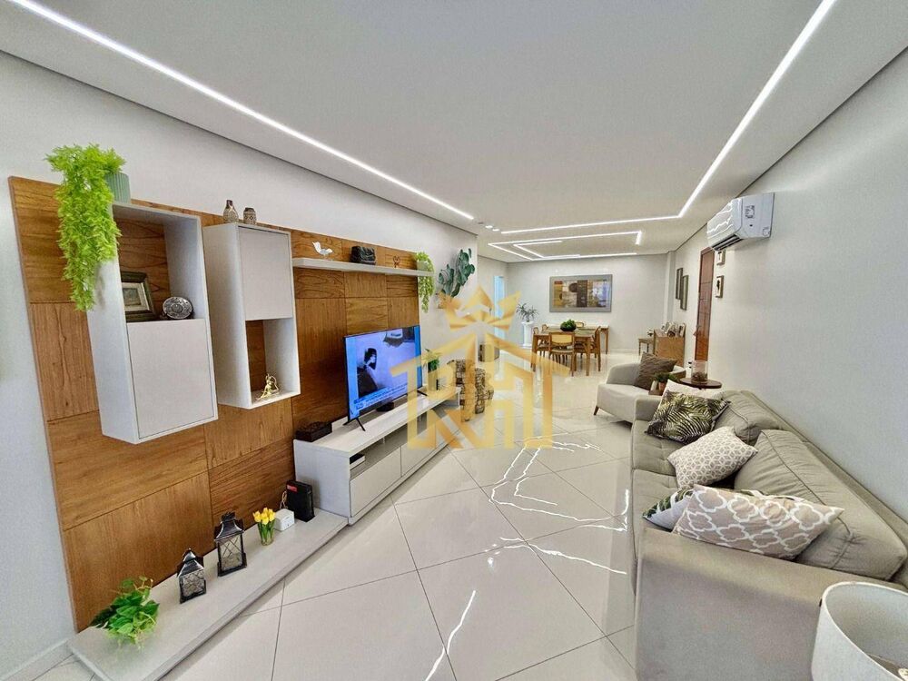 Apartamento à venda com 3 quartos, 162m² - Foto 1