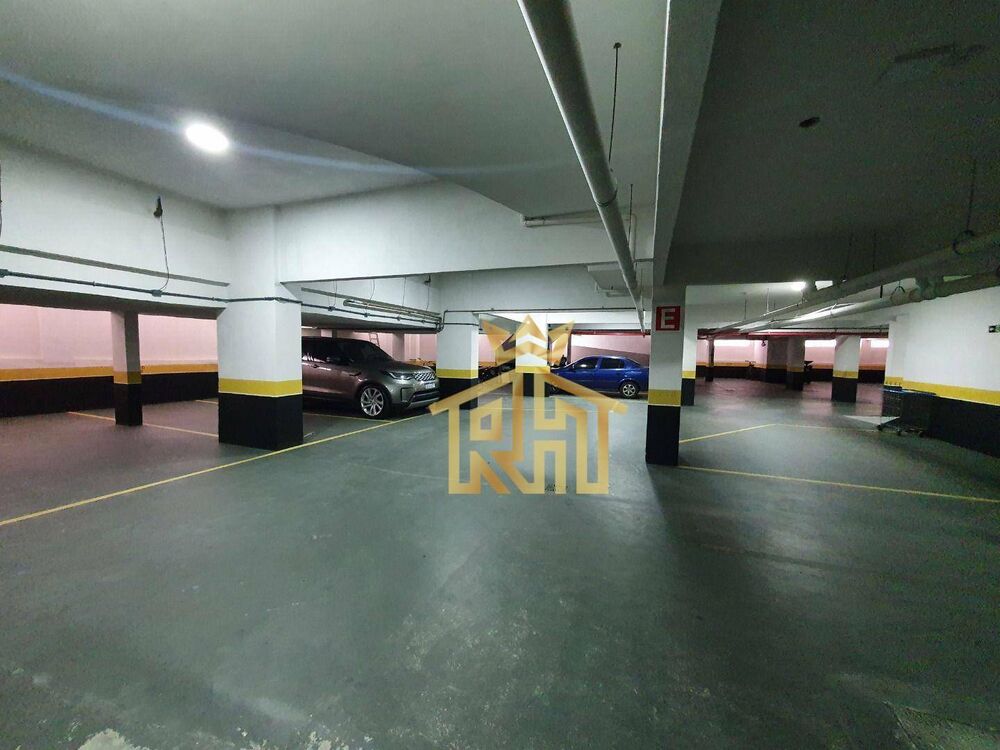 Apartamento à venda com 3 quartos, 162m² - Foto 9