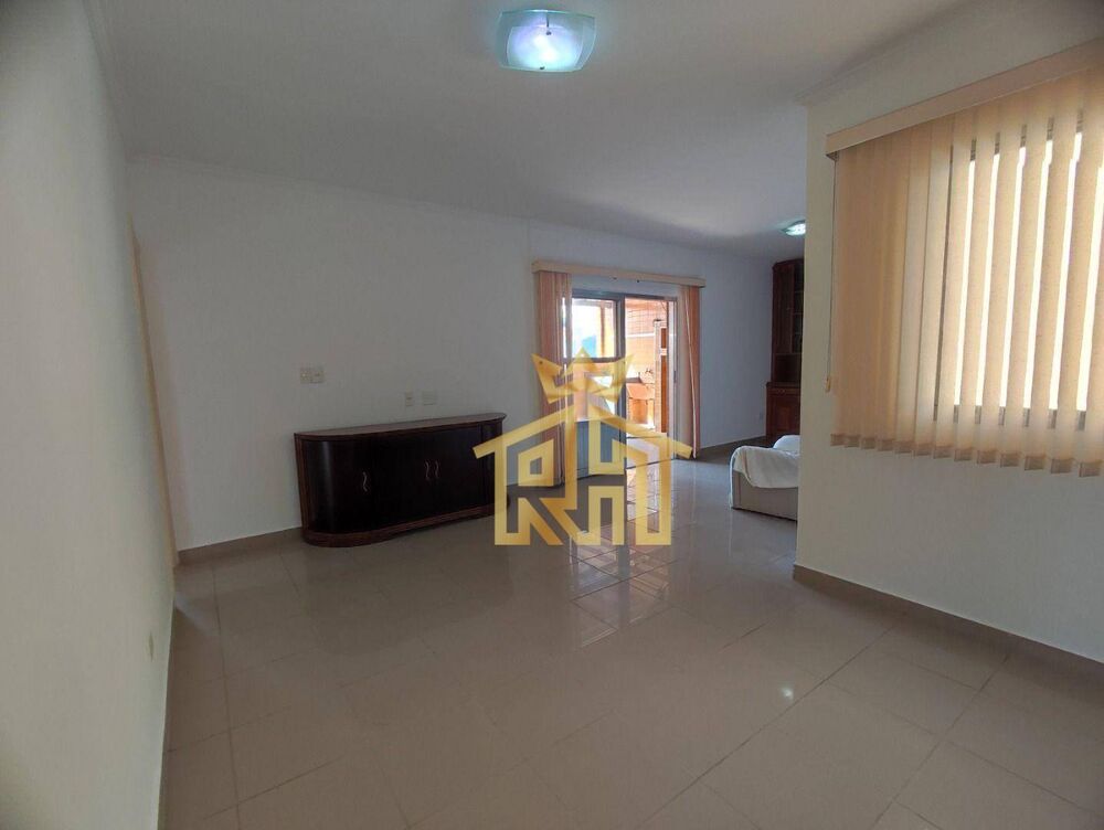 Apartamento à venda com 3 quartos, 131m² - Foto 1