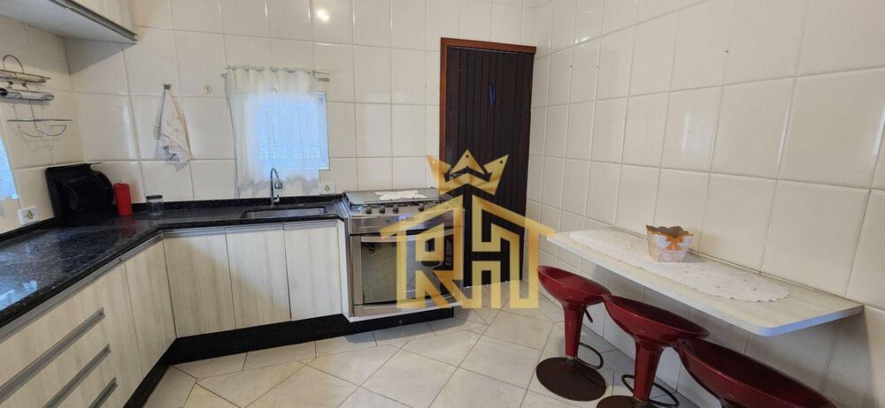 Sobrado à venda com 3 quartos, 220m² - Foto 18