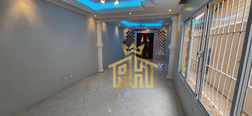 Sobrado à venda com 3 quartos, 220m² - Foto 2