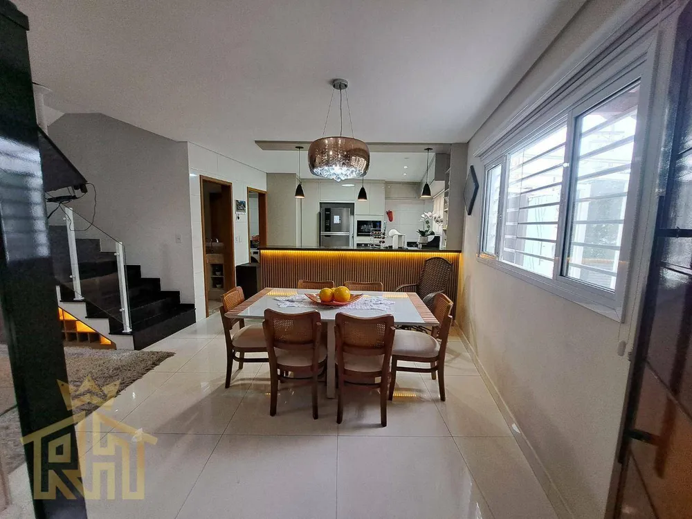 Sobrado, 3 quartos, 101 m² - Foto 1