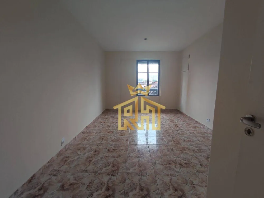 Sobrado, 3 quartos, 270 m² - Foto 2