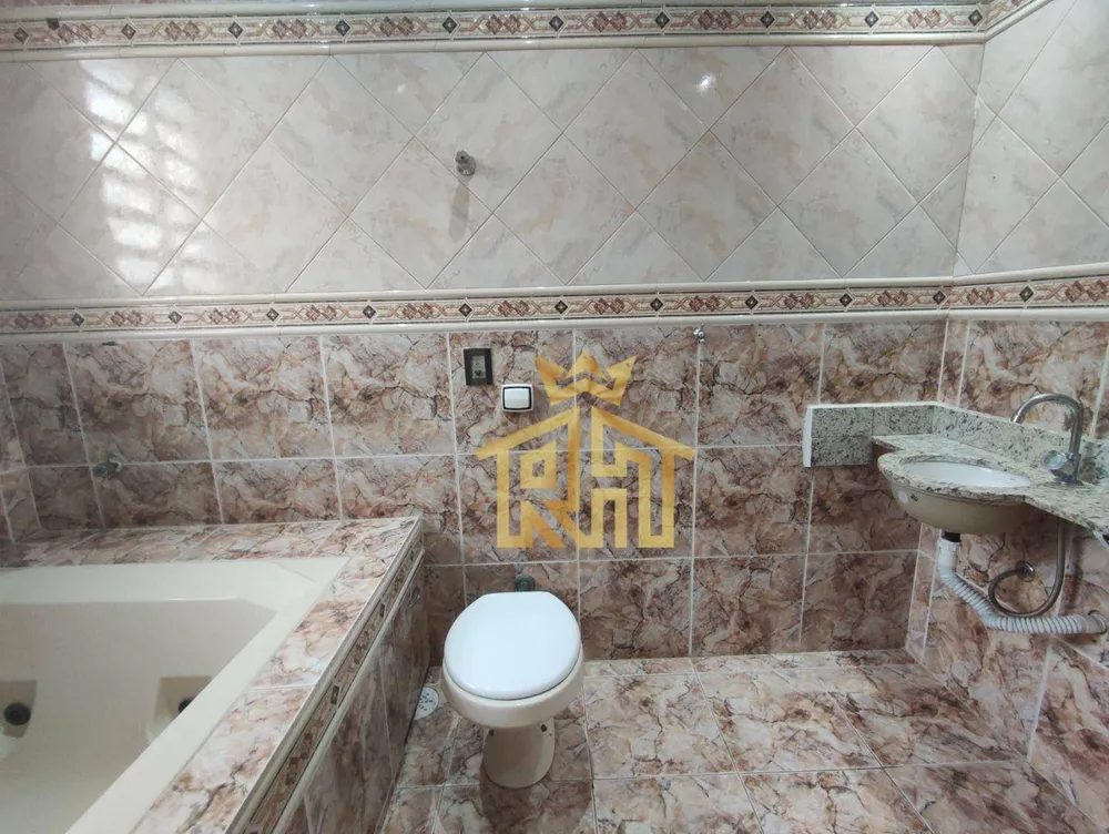 Sobrado, 3 quartos, 270 m² - Foto 4