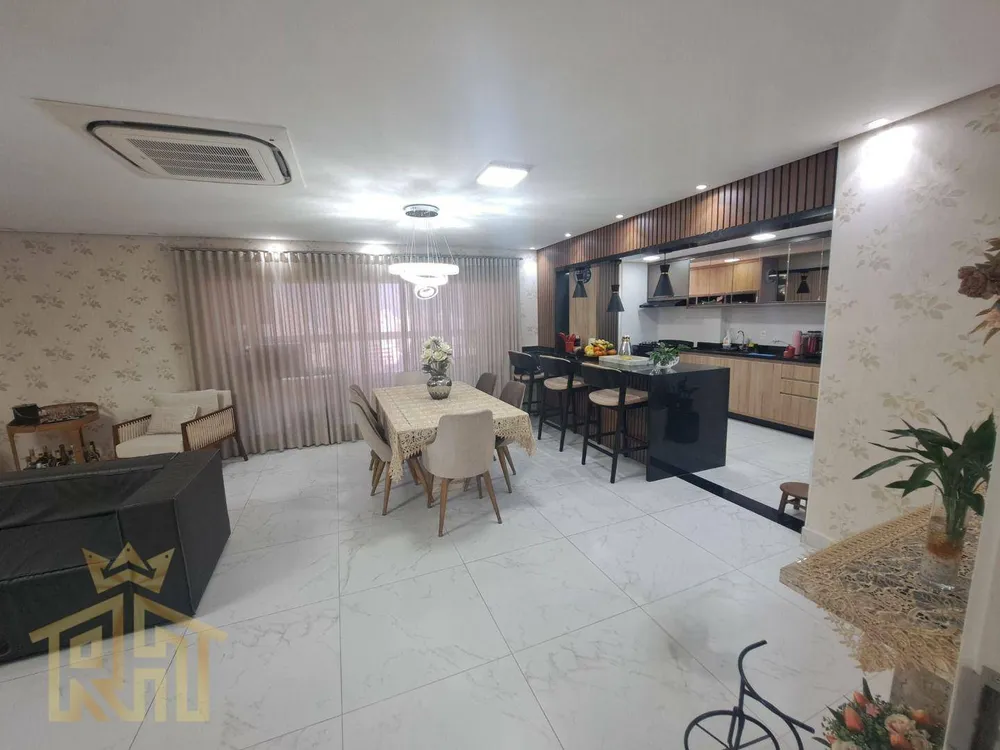 Apartamento, 3 quartos, 147 m² - Foto 2
