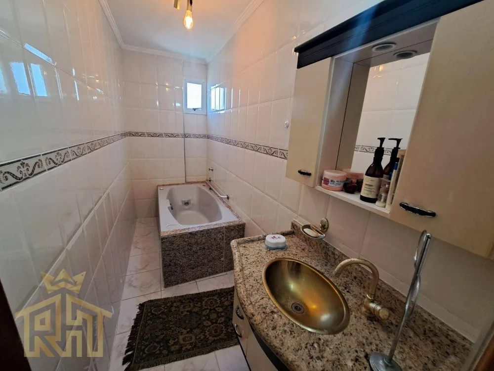 Apartamento, 3 quartos, 130 m² - Foto 1